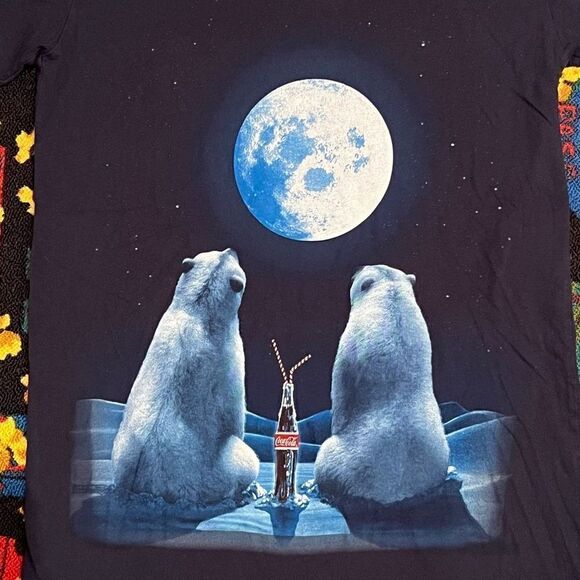 Vintage Coca-Cola Polar Bears On A Full Moon Graphic Tee Shirt / Size S - Picture 3 of 4